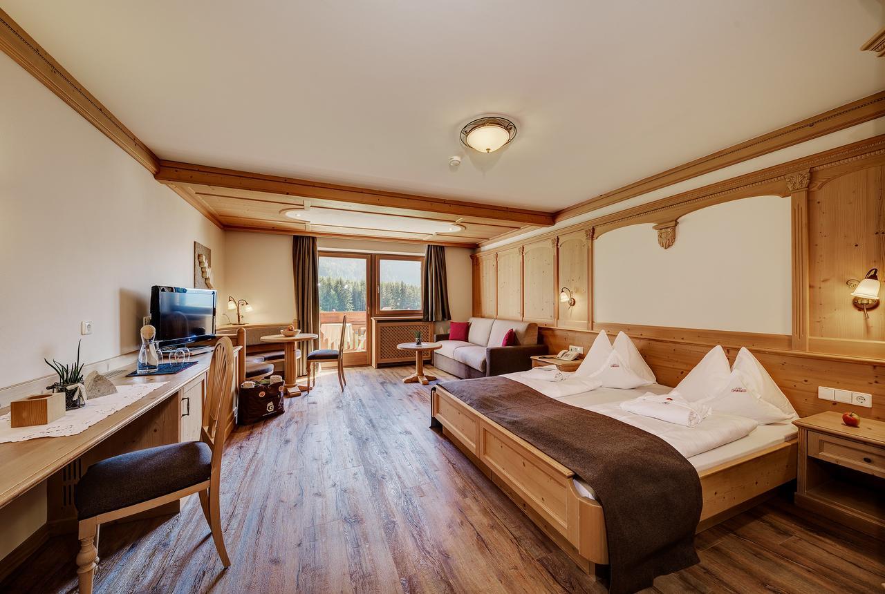 Hotel Erlebnisort Gassenhof à Ridanna Extérieur photo
