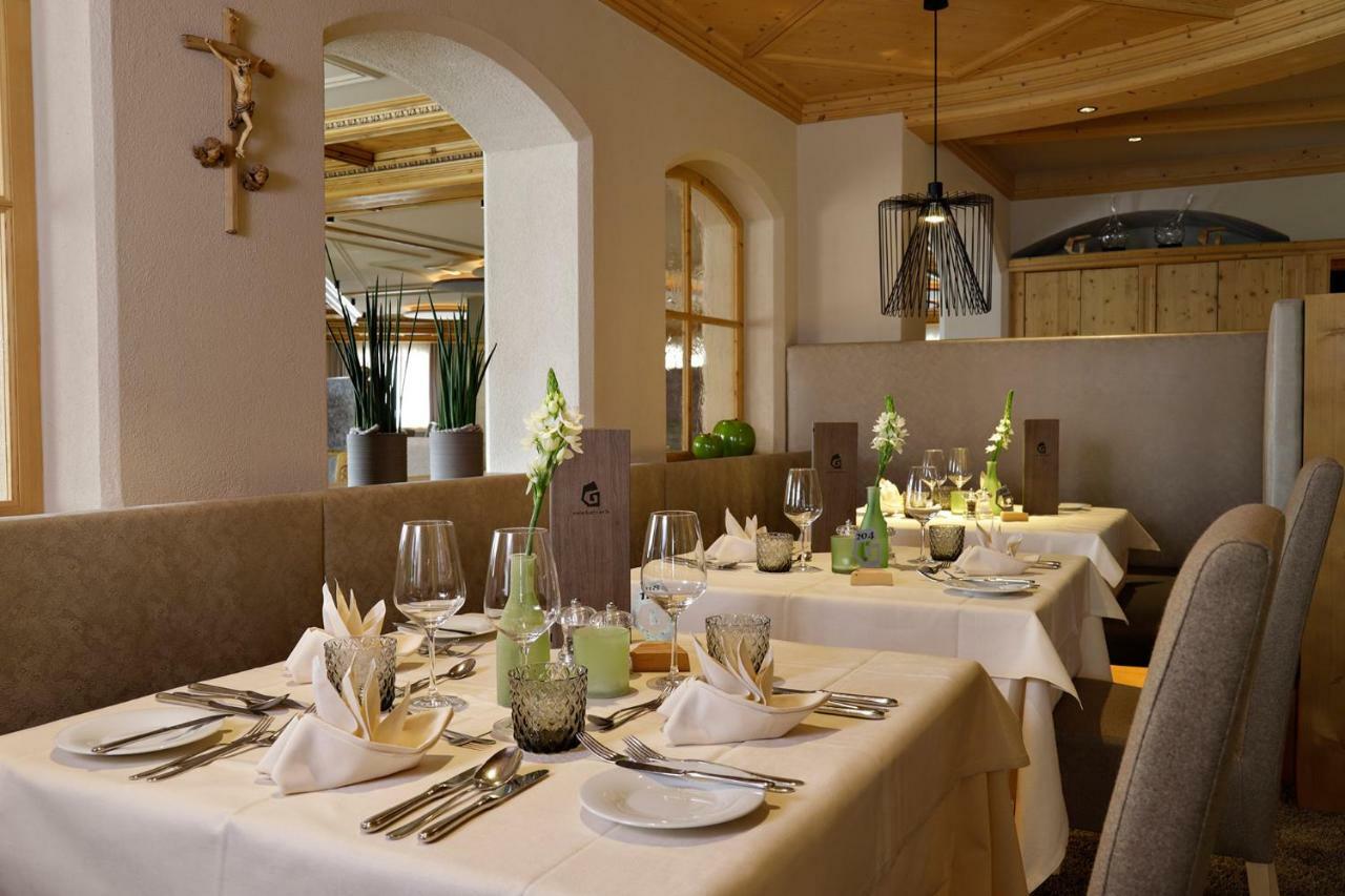 Hotel Erlebnisort Gassenhof à Ridanna Extérieur photo
